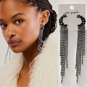 Free People You Make Me Feel Like Dancing Dangles Moon Earrings Silver Onyx NWT